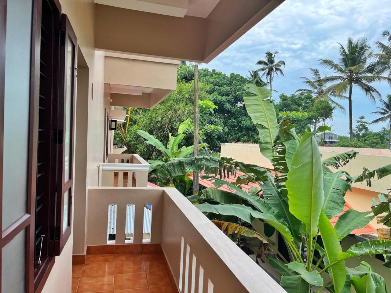 Bava Beach Resort & Retreat Center Varkala Buitenkant foto