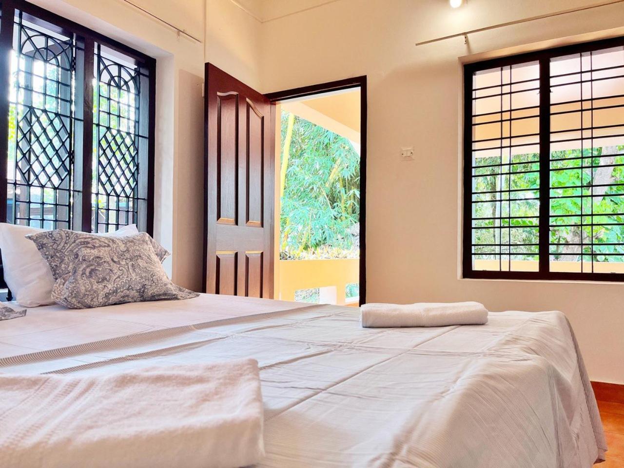 Bava Beach Resort & Retreat Center Varkala Buitenkant foto