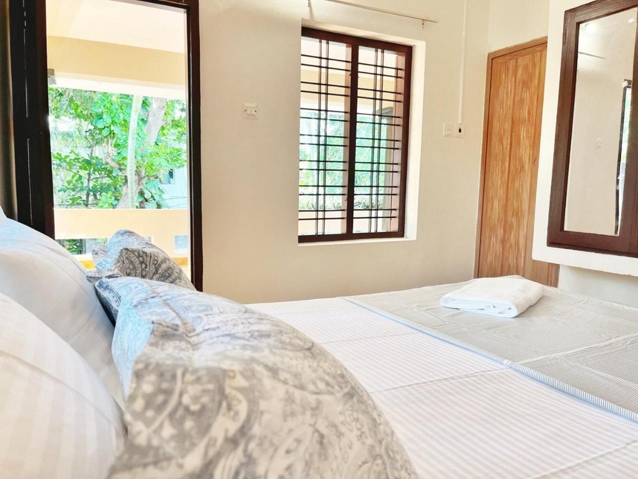 Bava Beach Resort & Retreat Center Varkala Buitenkant foto