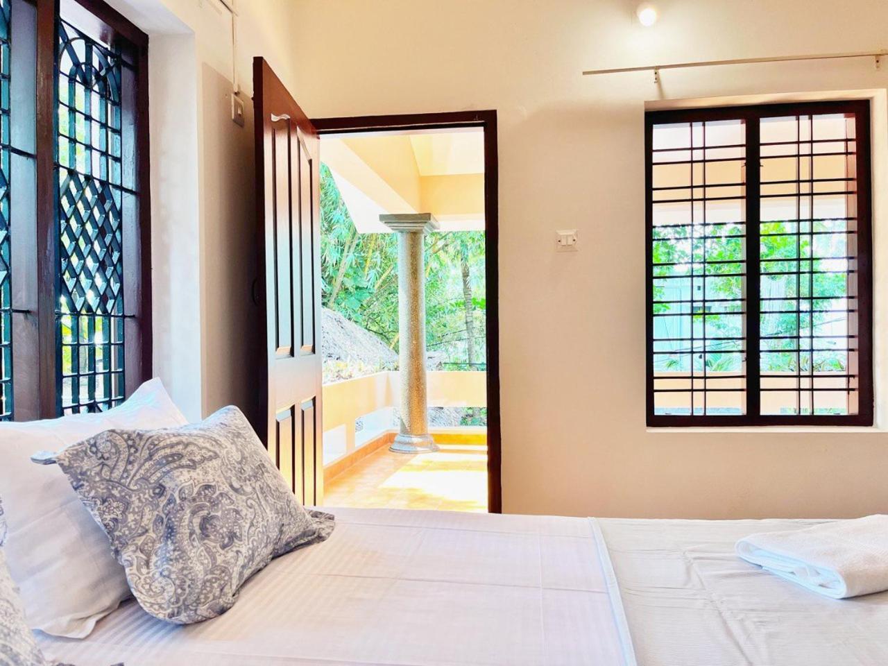 Bava Beach Resort & Retreat Center Varkala Buitenkant foto