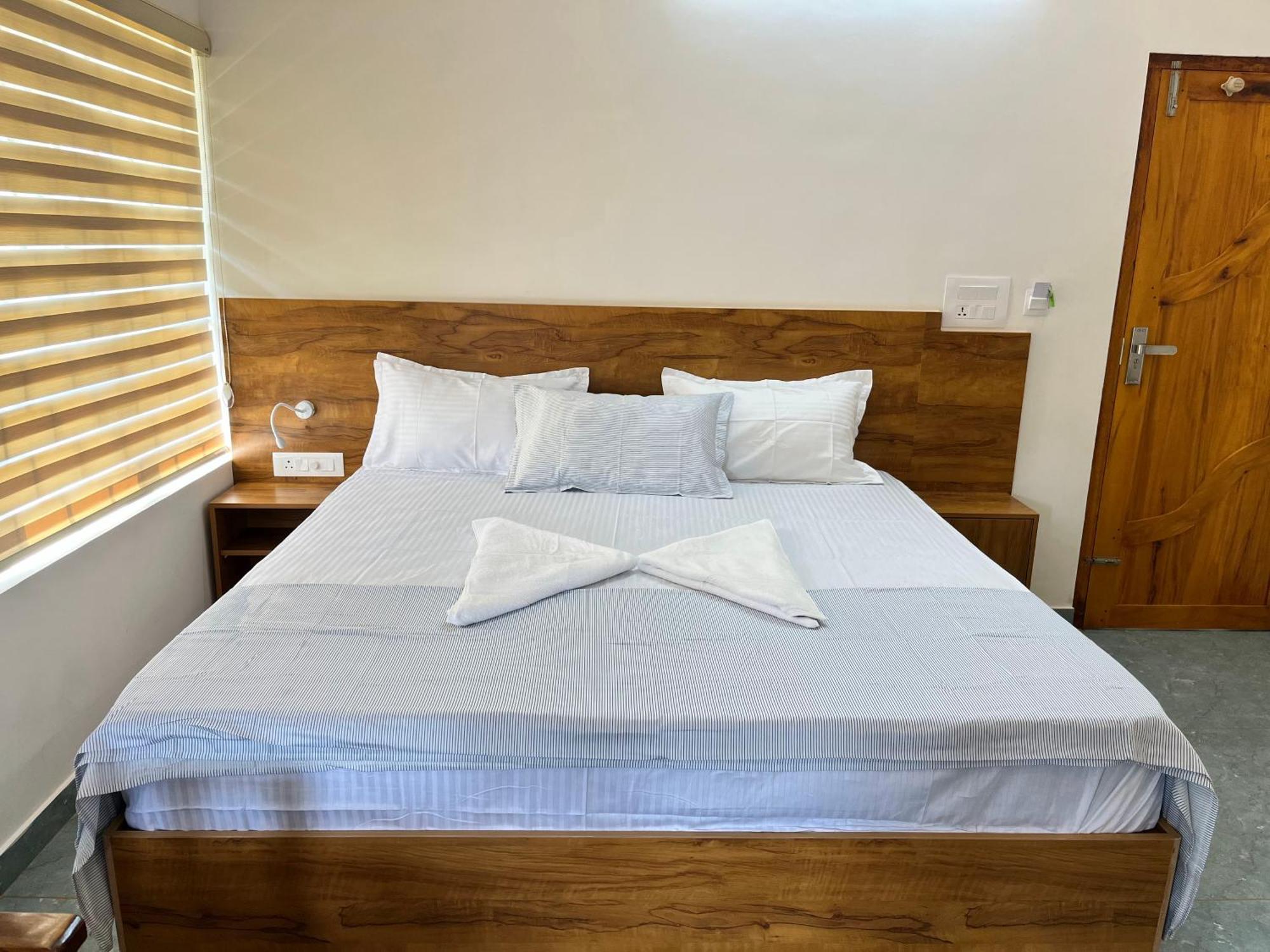 Bava Beach Resort & Retreat Center Varkala Buitenkant foto