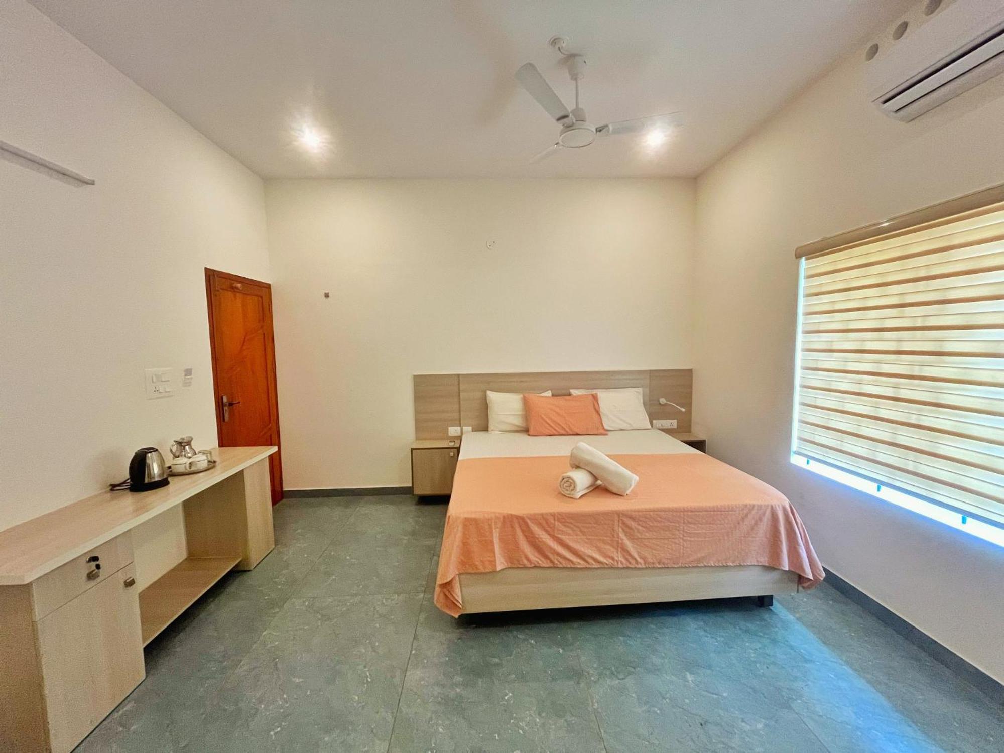 Bava Beach Resort & Retreat Center Varkala Buitenkant foto